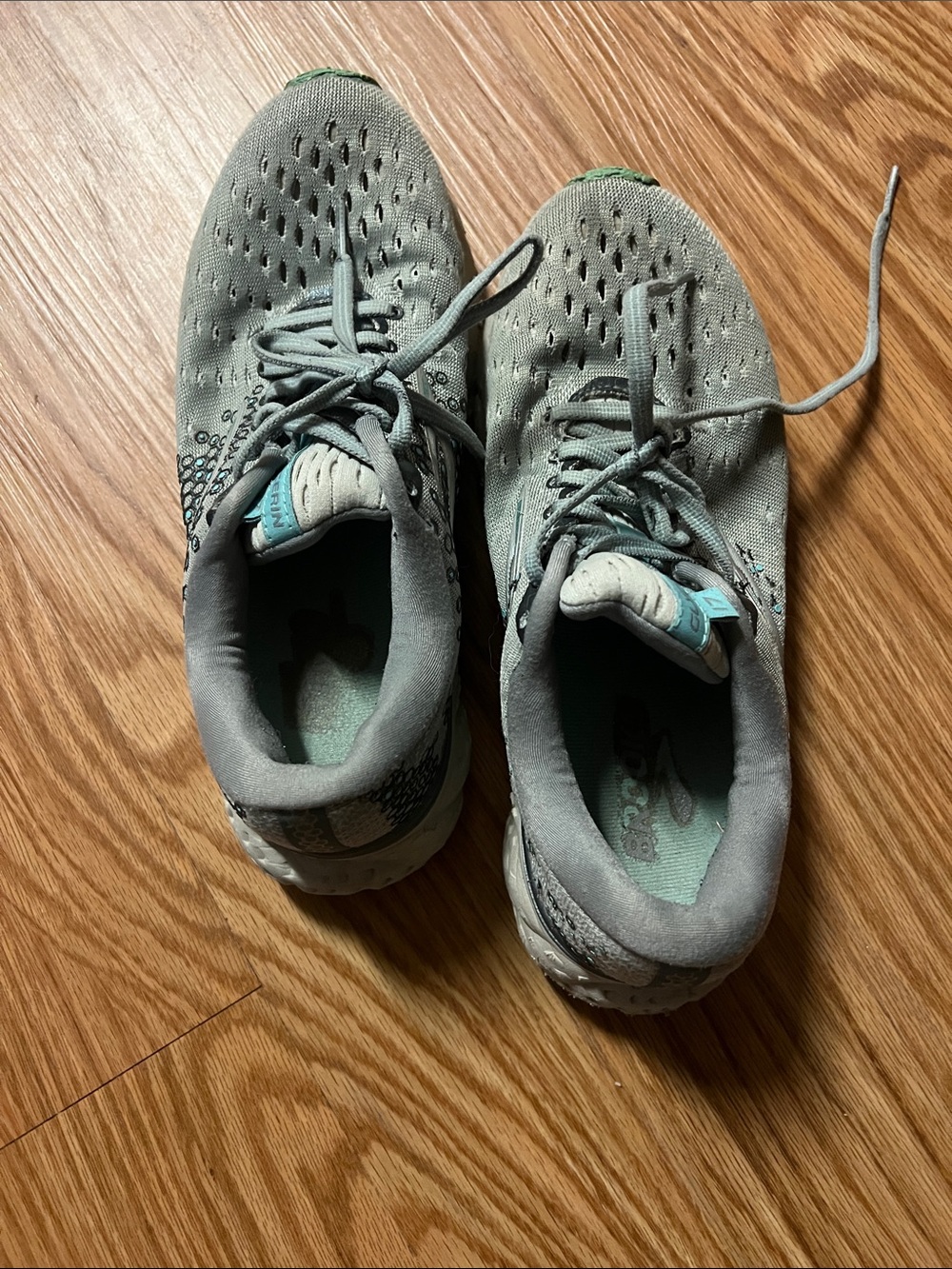 Brooks Women's Athletic Running Shoes in Light Gray with Teal Accents